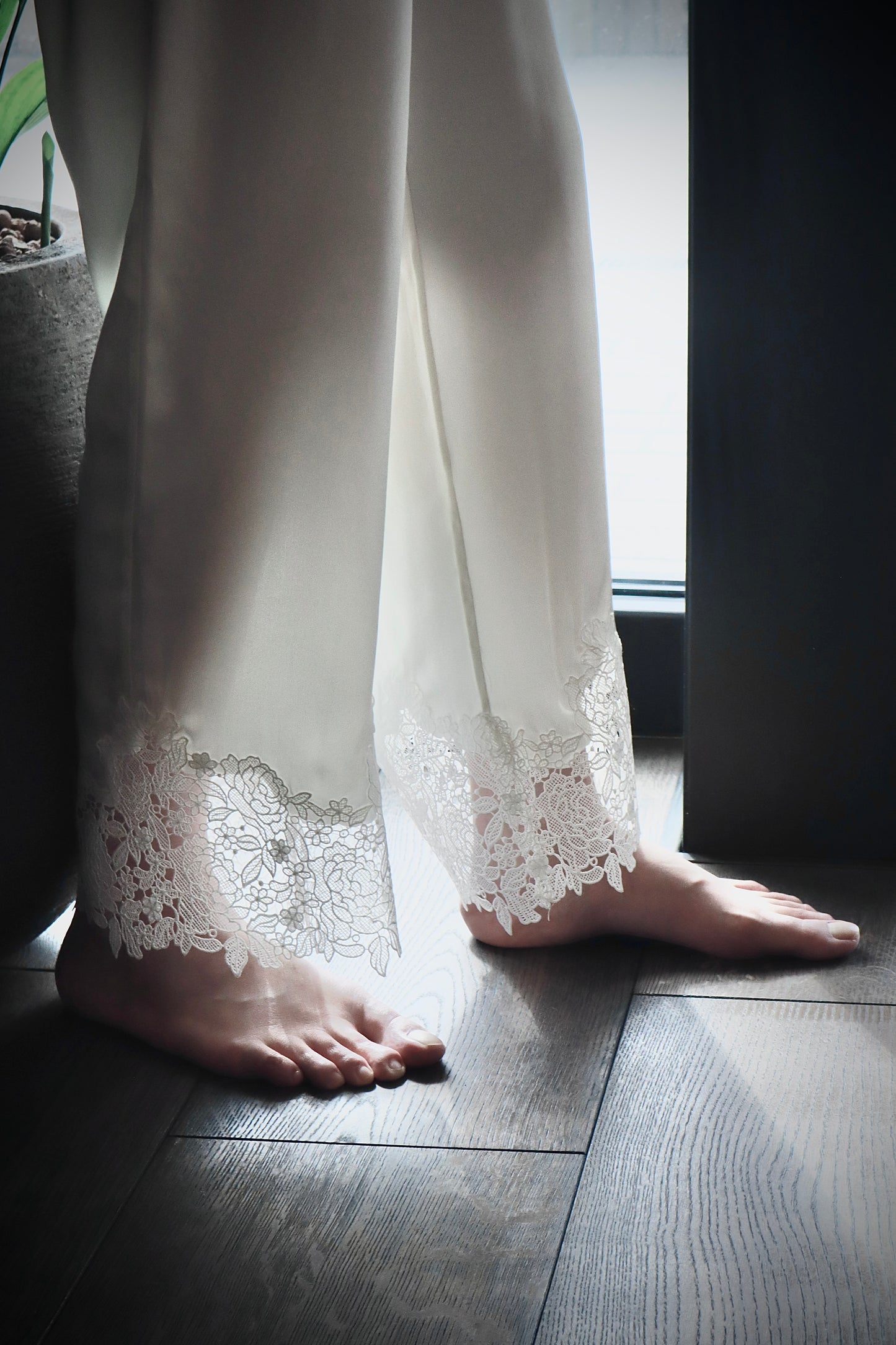 White Silk Long Set with traditional clipping lace